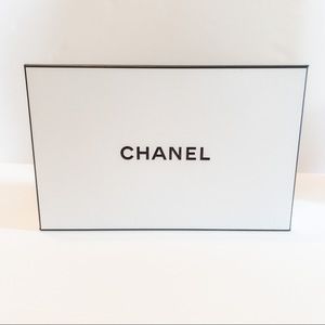 CHANEL BOX